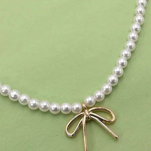 Pearl Bow Necklace